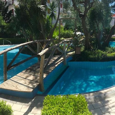 Sorrento Home E Flat Park And Pool Exterior photo